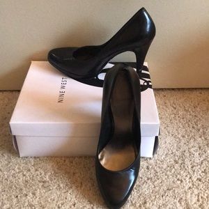 Nine West platform pumps